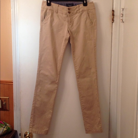 American Eagle Outfitters Denim - American Eagle stretch khakis Size 2L